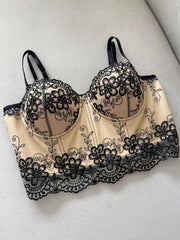 Corset Kenia
