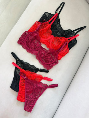 Set Mia